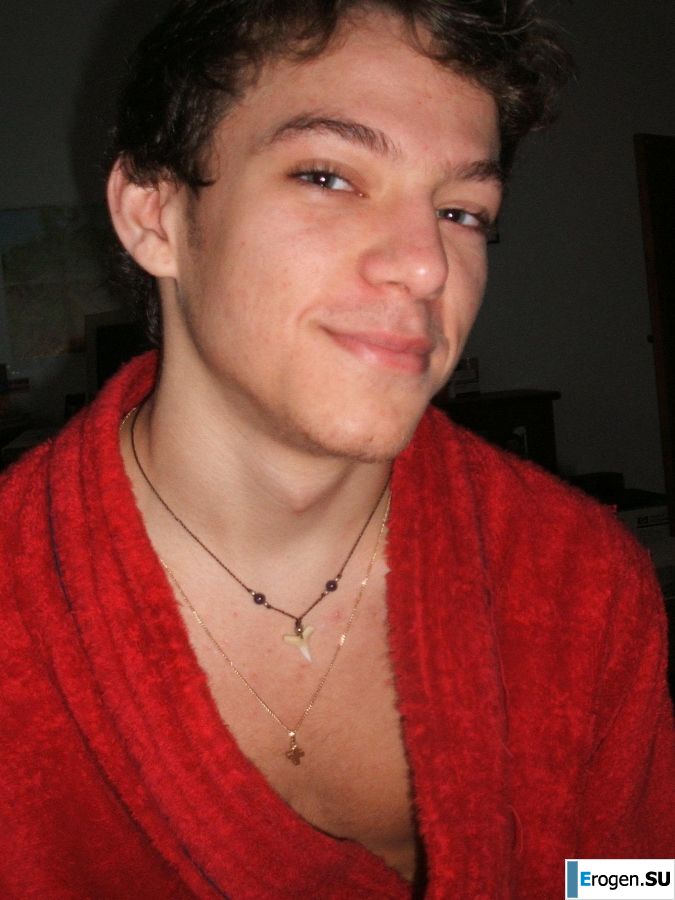 a happy young couple presents. Photo 28