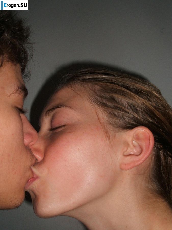 a happy young couple presents. Photo 8