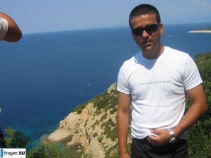 миниатюрная короткостриженная брюнетка в отпуске. Часть 2. Эскиз 6