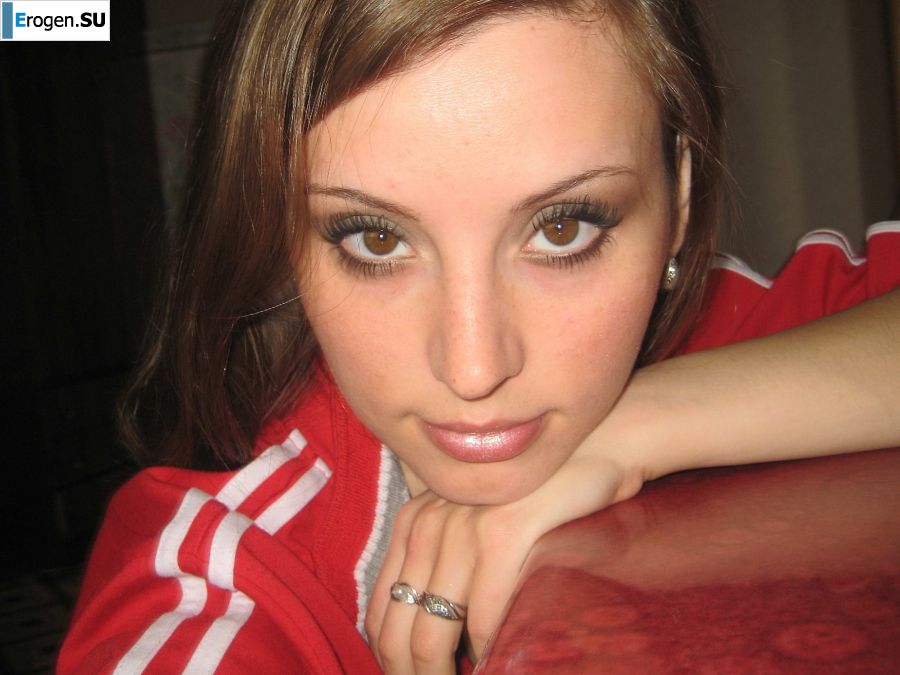 голая очаровашка в перерывах между сексом. Часть 3. Фото 4