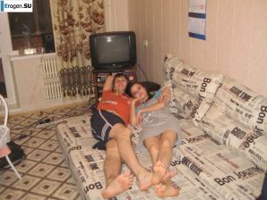 голая очаровашка в перерывах между сексом. Часть 3. Эскиз 5