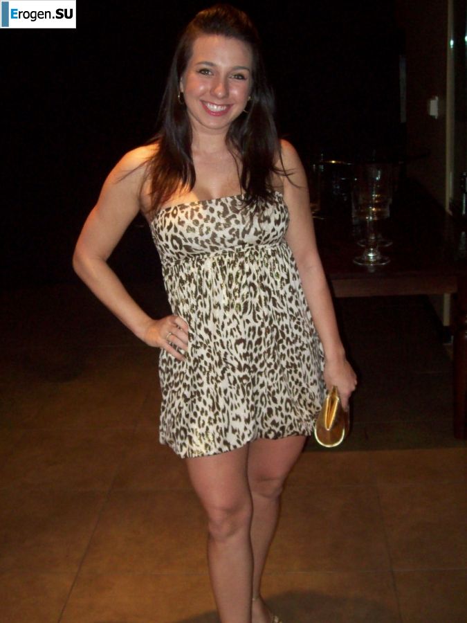 a cheerful lover of satin bustiers. Photo 49