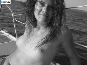 с яхты на пляж, а после в бассейн. Эскиз 18