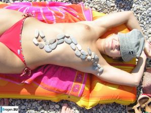 с яхты на пляж, а после в бассейн. Эскиз 46