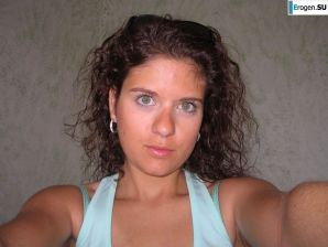 с яхты на пляж, а после в бассейн. Эскиз 8