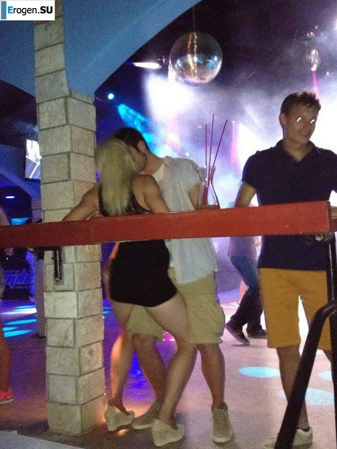 lecherous parties on the beach. Photo 16