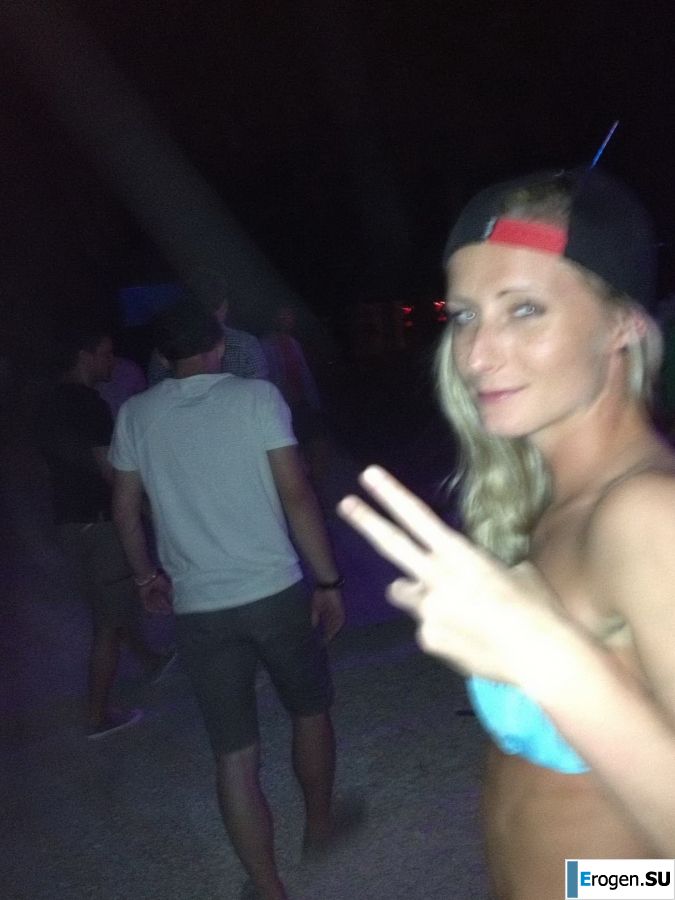 lecherous parties on the beach. Photo 22