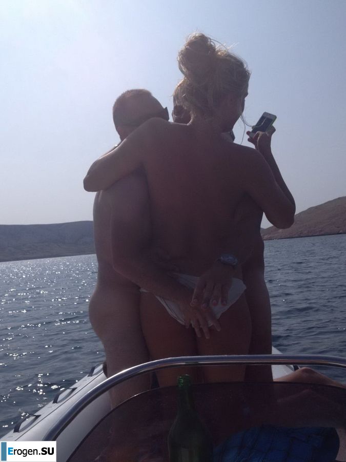 lecherous parties on the beach. Photo 33