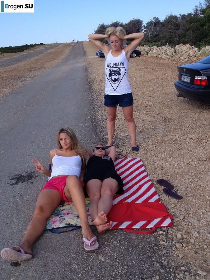 lecherous parties on the beach. Photo 4