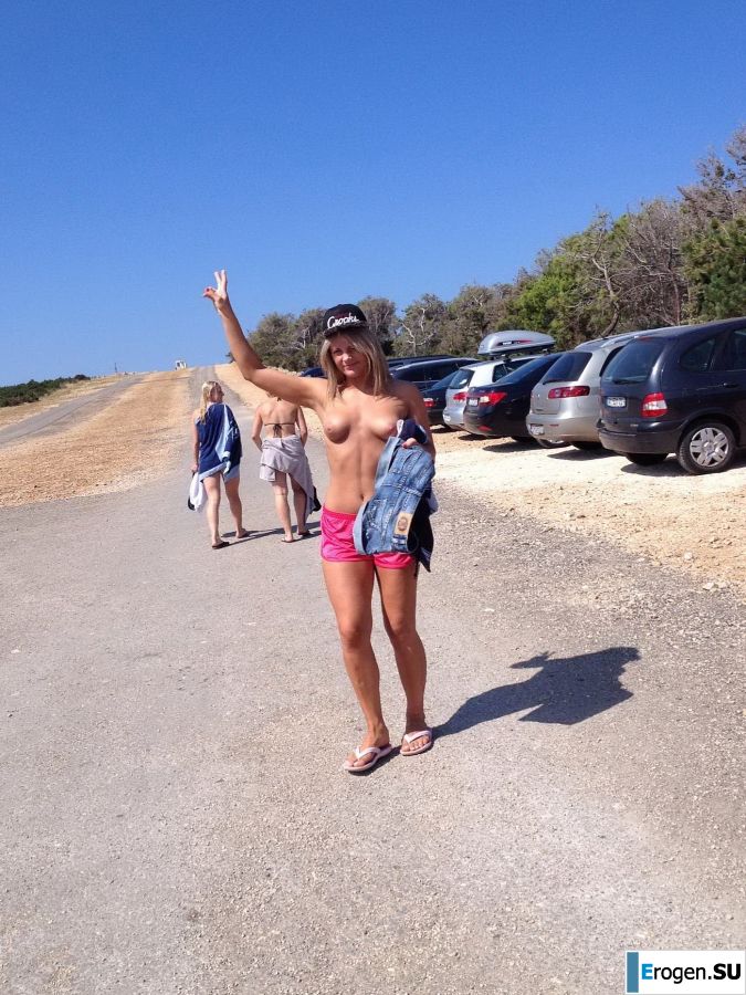 lecherous parties on the beach. Photo 5