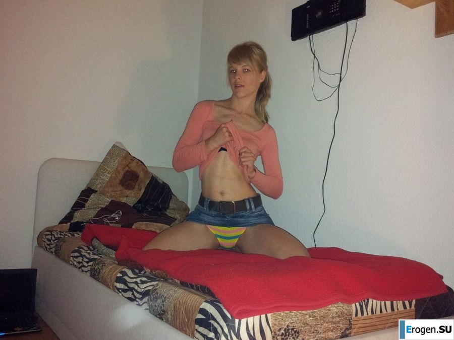 slightly underfucked blonde. Photo 39