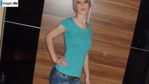 слегка недотраханная блонда. Эскиз 25