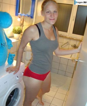 small household striptease. Thumb 17