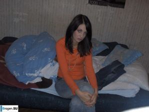 moody striptease without a single smile. Thumb 18