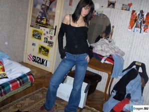 moody striptease without a single smile. Thumb 38