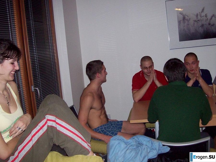 they won by stripping. Photo 5