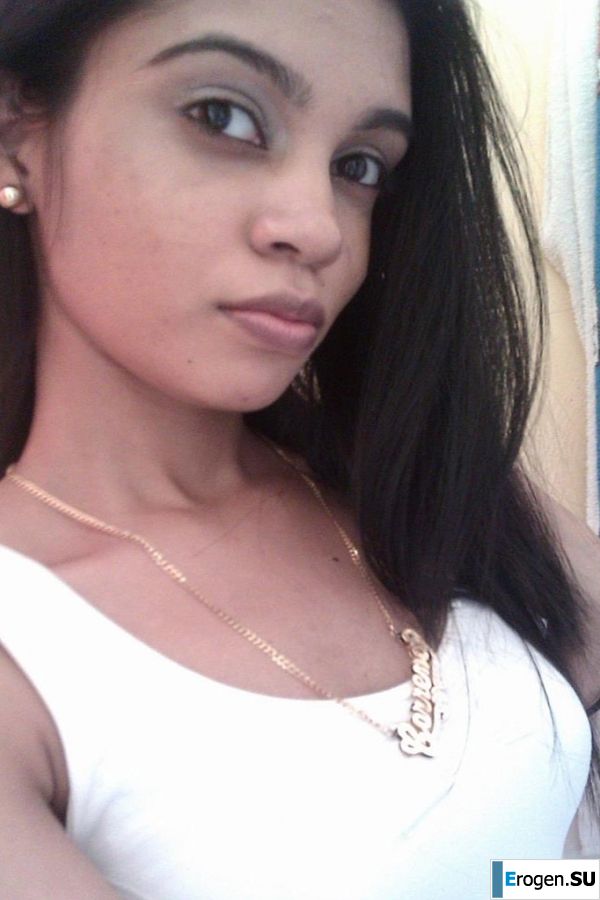 slim dark-skinned girl undresses. Photo 13