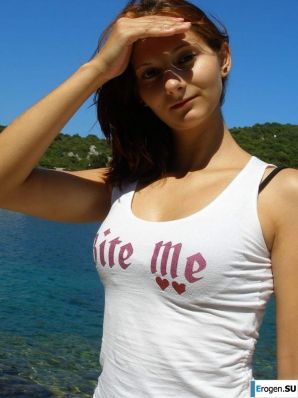 Sly fox with a playful look. Thumb 27