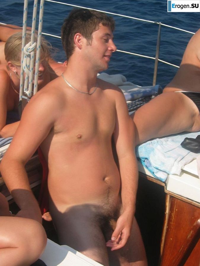 party with heifers on a yacht. Photo 17