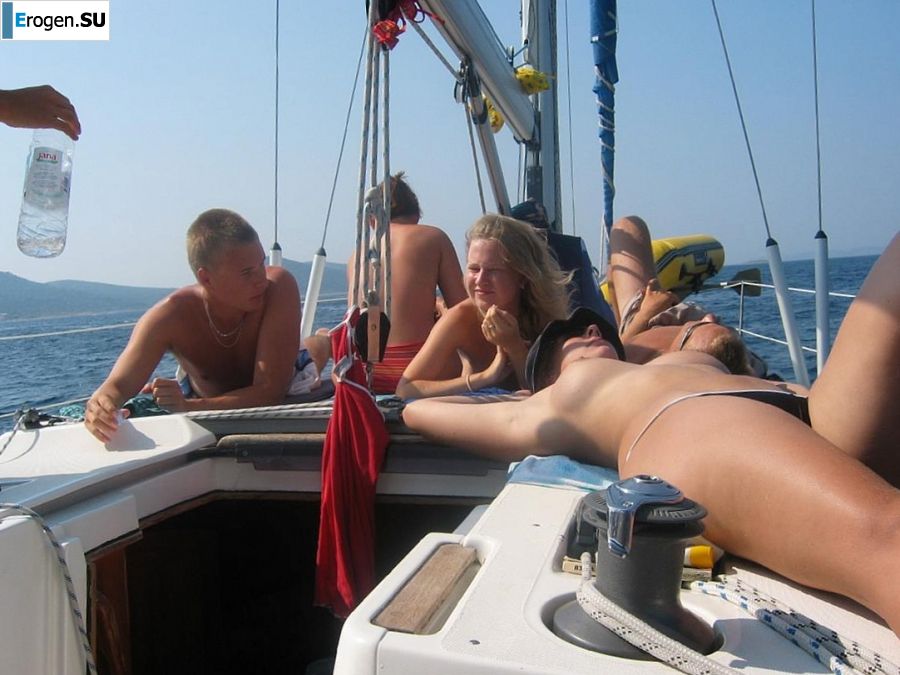 party with heifers on a yacht. Photo 23