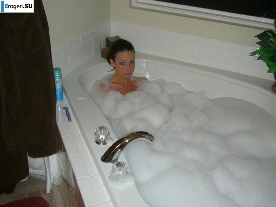 she is ecstatic from role-playing games. Photo 9