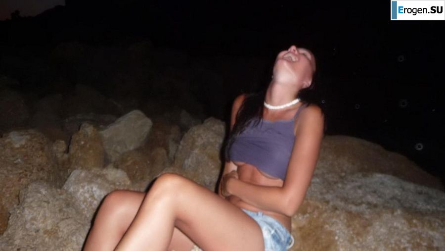 youth on a rocky shore. Photo 22