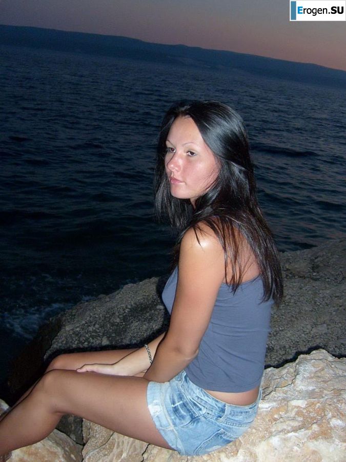 youth on a rocky shore. Photo 31