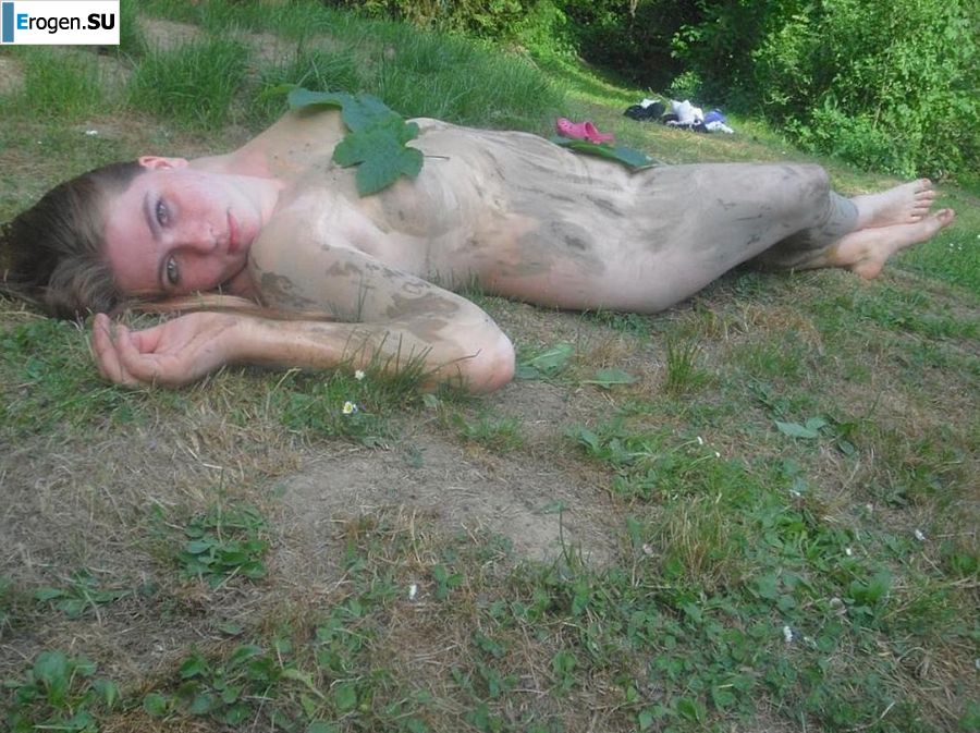 лезбиянки в палаточном лагере. Фото 13