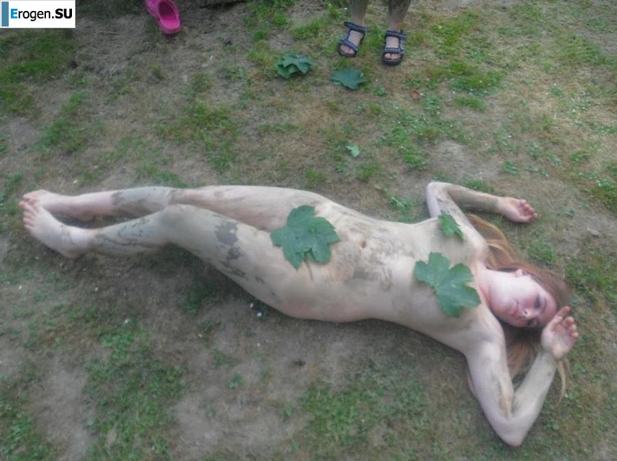 лезбиянки в палаточном лагере. Фото 15