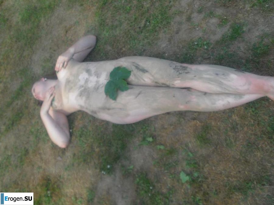 лезбиянки в палаточном лагере. Фото 17