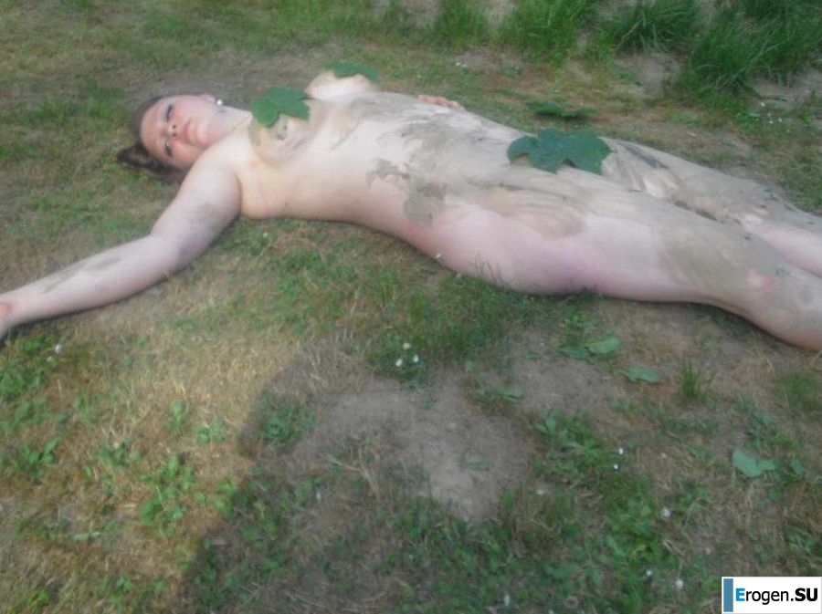 лезбиянки в палаточном лагере. Фото 19