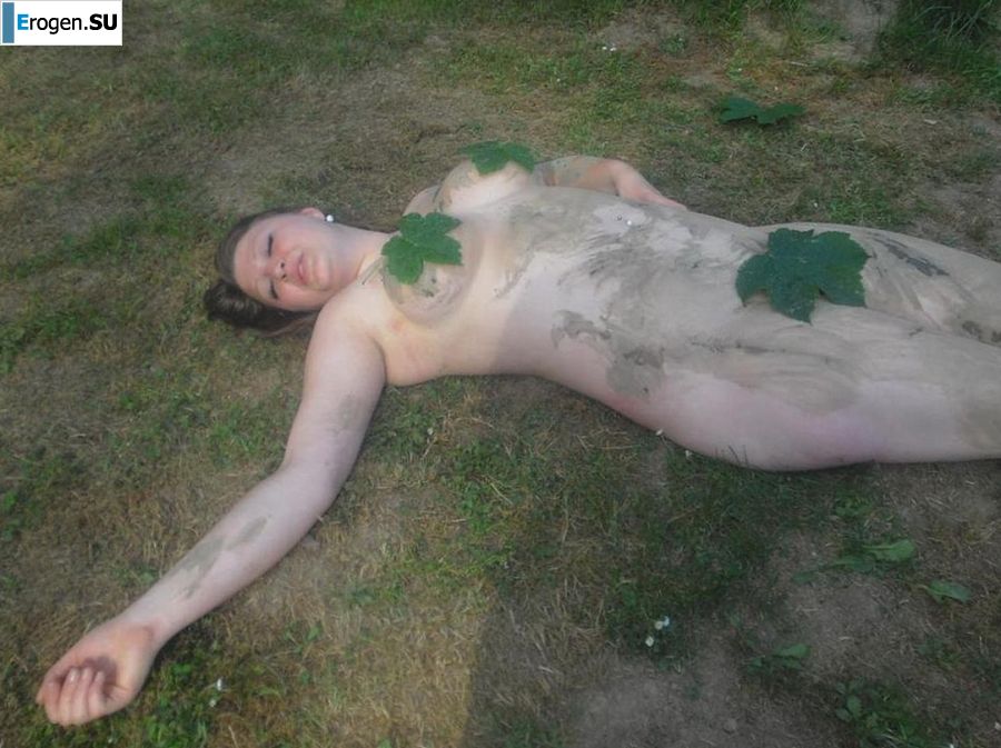 лезбиянки в палаточном лагере. Фото 20