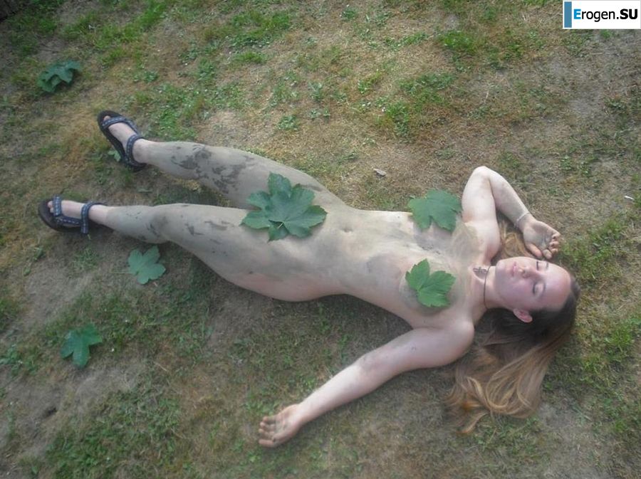 лезбиянки в палаточном лагере. Фото 24