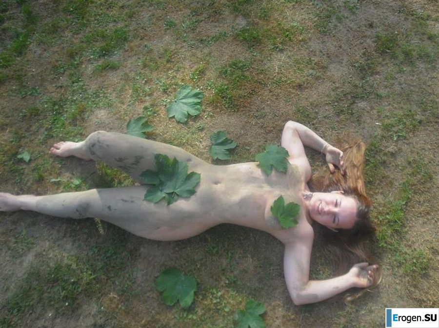 лезбиянки в палаточном лагере. Фото 28