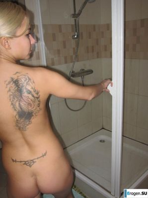 tattooed blonde walks naked. Part 2. Thumb 39