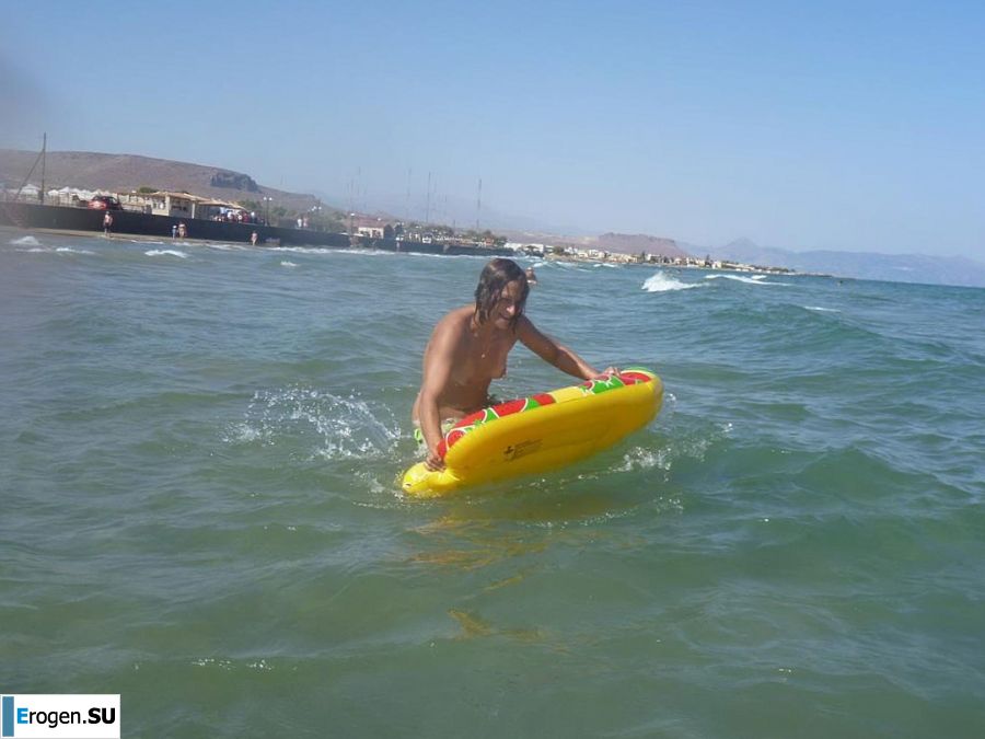 fun on a nudist beach. Photo 26