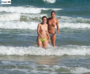 fun on a nudist beach. Thumb 11