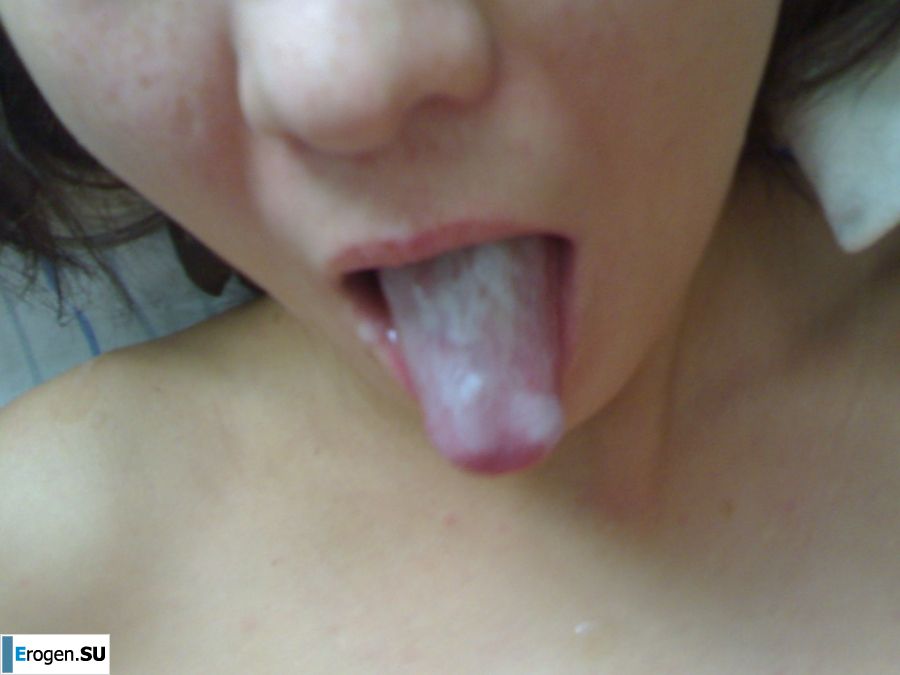 anxious husband catches his undressed wife on camera. Photo 37