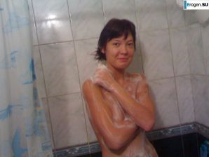 anxious husband catches his undressed wife on camera. Thumb 31