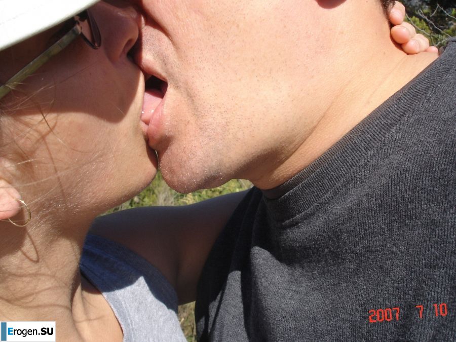 lit up her third breast size. Photo 19