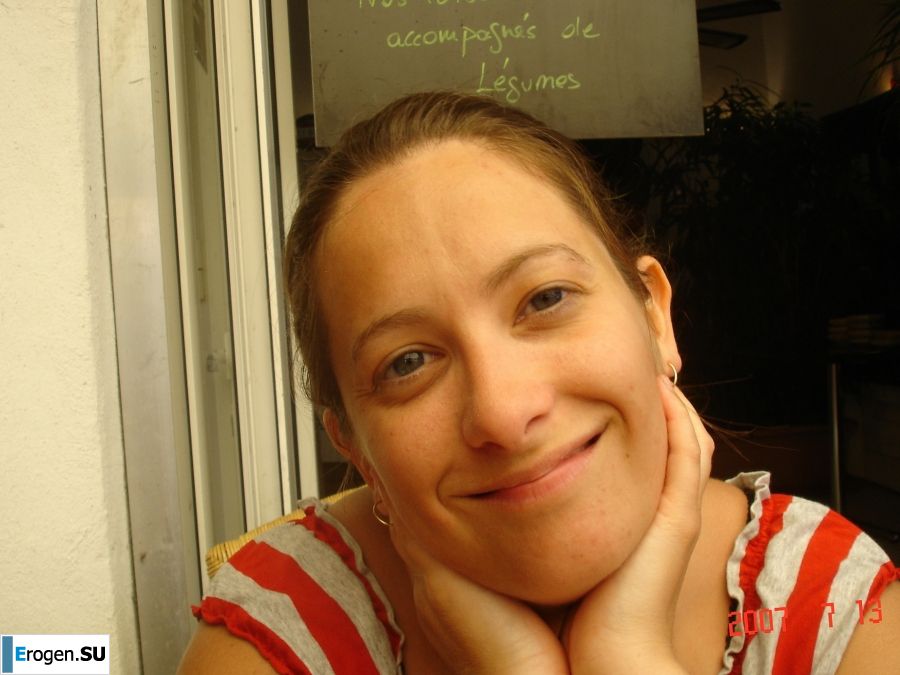 lit up her third breast size. Photo 8