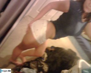 пафосные пошлые себяшки на телефон. Эскиз 7