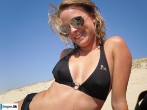 mischievous minx on the beach. Thumb 33