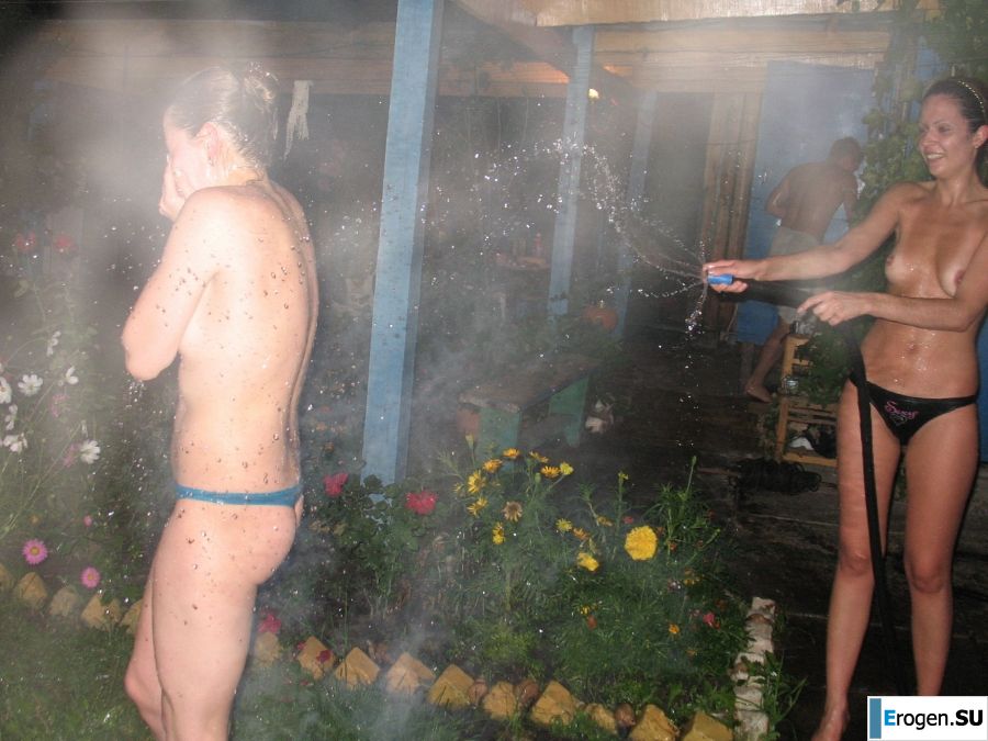 нудисты на природе за городом. Фото 33