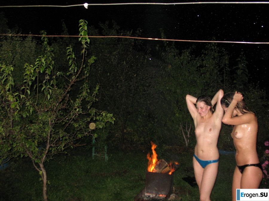 нудисты на природе за городом. Фото 39