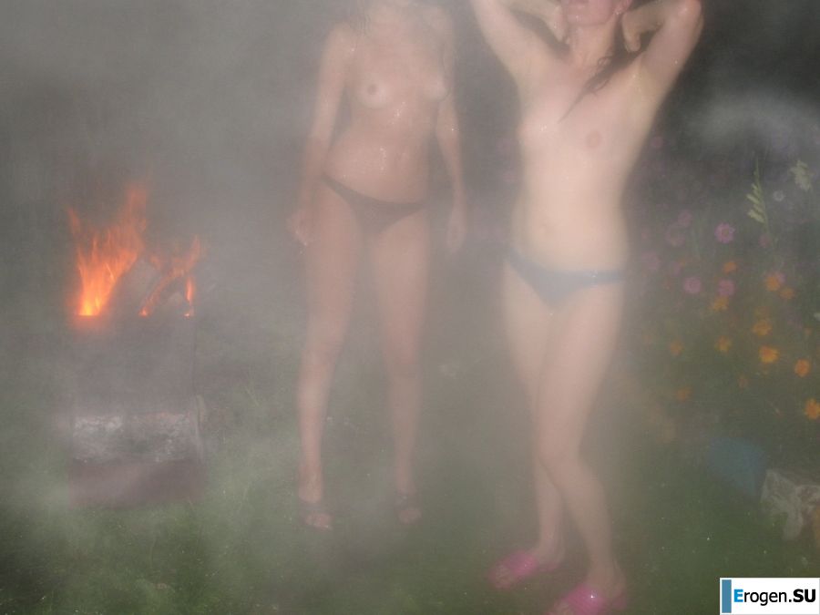 нудисты на природе за городом. Фото 46