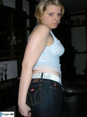 очередные самострелы недотраханной девушки. Эскиз 8