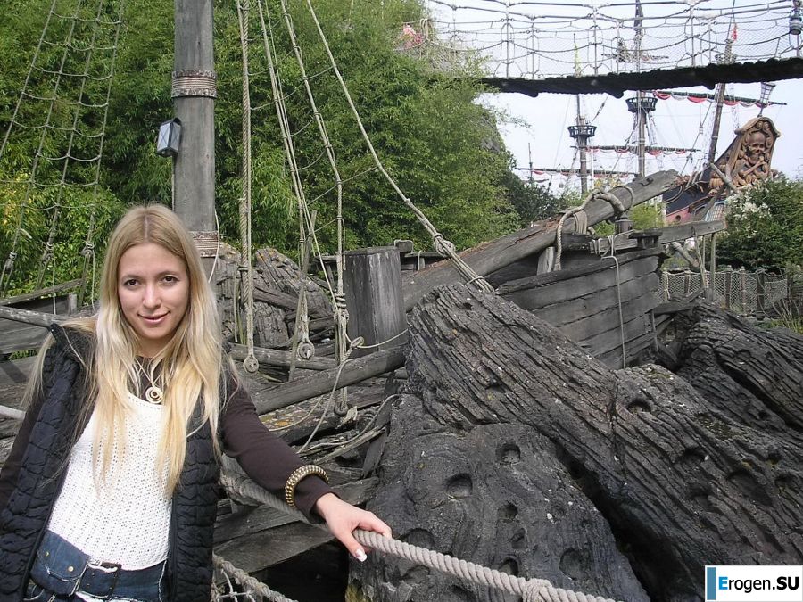 funny naked blonde. Photo 33