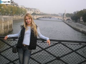 funny naked blonde. Thumb 31