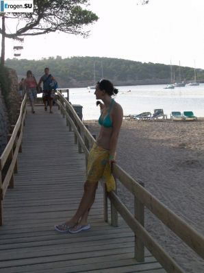 nudist on vacation with her boyfriend. Thumb 24